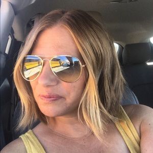 Meet your Posher, Dawn